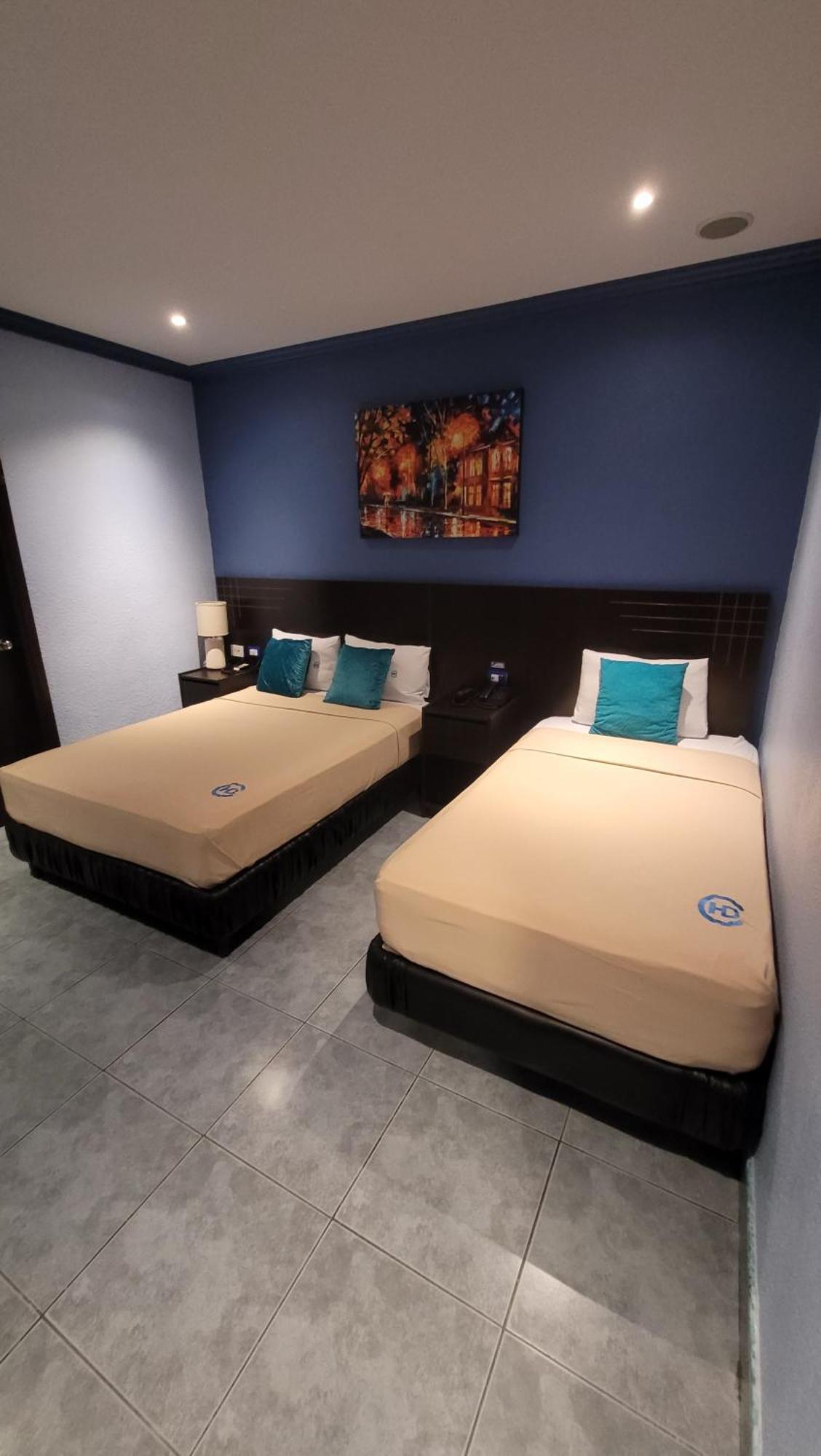 Del Centro 3*