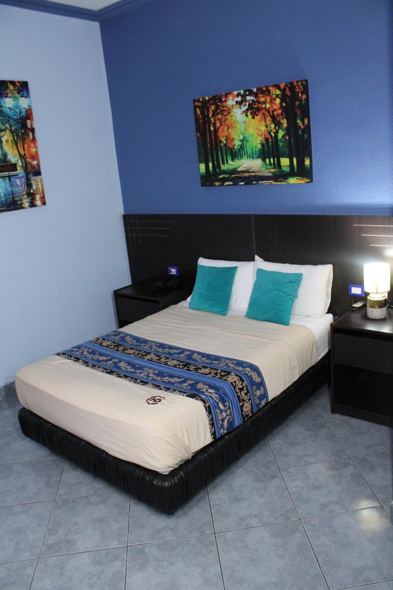 Hotel Del Centro 3*